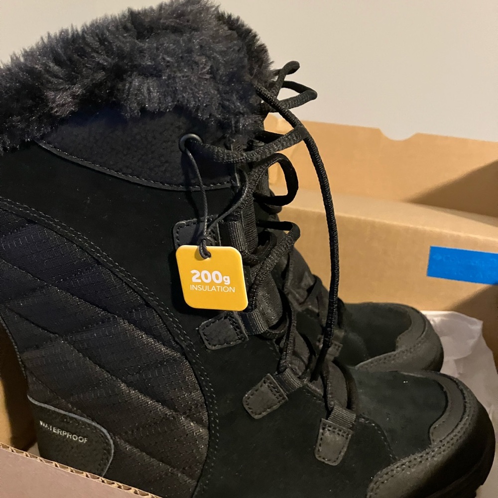 Columbia Ice Maiden II Women’s Waterproof Boots